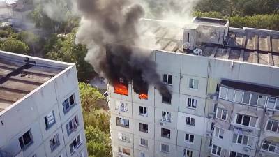 Пожарные ликвидировали открытое горение после взрыва газа в Керчи (видео)