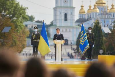 «В каком месте Украина здесь независима?»: Лесев разнес Зеленского и власть за деградацию страны