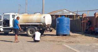 Жителям Лагани предложено набирать питьевую воду из установленных в городе емкостей