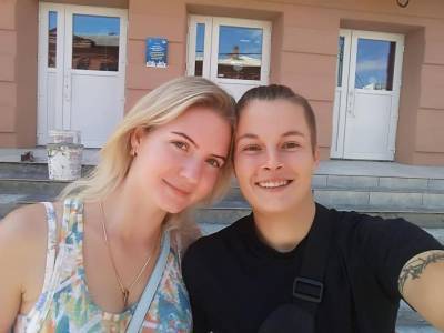 Охрана Зеленского сломала ребро молодой женщине, – экс-нардеп Денисенко