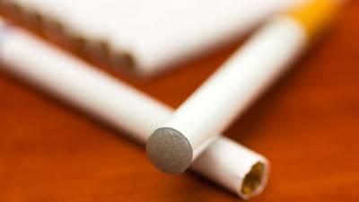 Кабмин может начать маркировать табак для электронных сигарет