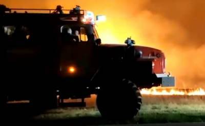 Ещё один пожар в Воронежской области угрожает жилым домам