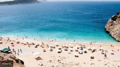 Врач Пальцев признал опасным отдых в Турции из-за осенней волны COVID-19