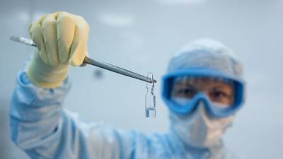 В МГУ могут создать «сезонную» вакцину одновременно от гриппа и COVID-19