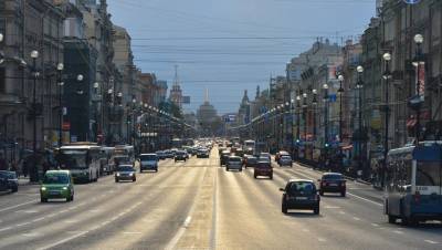 Центр Петербурга очистят от проводов через 5 лет