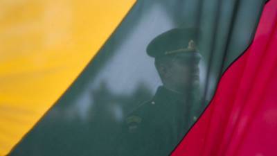 В Литве предложили ввести санкции против более 100 должностных лиц Беларуси