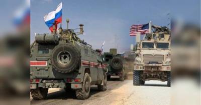 Российский БТР протаранил авто с американскими военными в Сирии