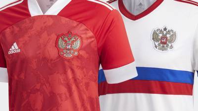 Сборная России по футболу представила новую форму