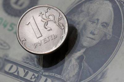 Рубль перед Пауэллом пытается расти в отсутствие агрессивных покупок валюты
