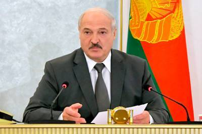 Лукашенко призвал белорусов шевелиться