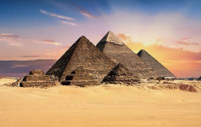 Осенью для туристов откроют пирамиды и музеи Египта