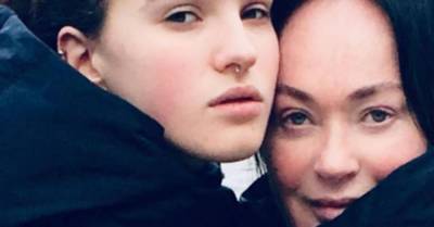 20-летняя бунтарка-дочь Ларисы Гузеевой сбрила брови и показала результат