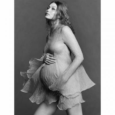 Джиджи Хадид на последних месяцах беременности снялась в трогательной фотосессии
