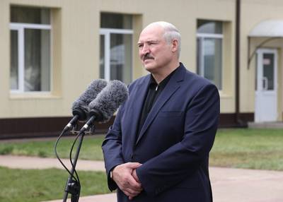 Против Белоруссии ведется гибридная война – Лукашенко