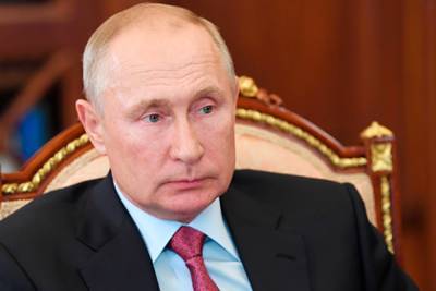 Путин впервые публично прокомментировал события в Белоруссии