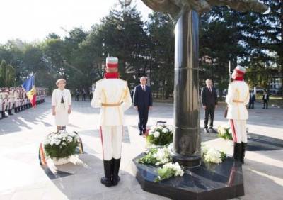 В День независимости Молдавии Додон вспомнил о реинтеграции страны