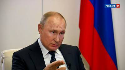 Путин приказал сформировать резерв из силовиков для «помощи» Беларуси