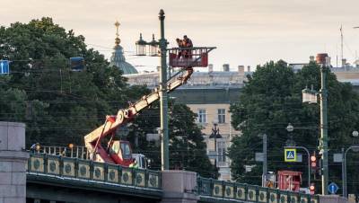 Петербург избавится от ртутных светильников к концу года