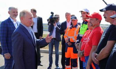 Путин открыл трассу «Таврида» в аннексированном Крыму