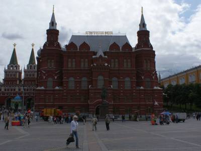 Ко Дню города в Москве заменят 450 вентиляционных шахт
