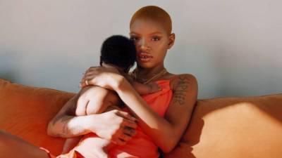 Слик Вудс о «черном самосознании» в рамках инициативы Vogue Hope