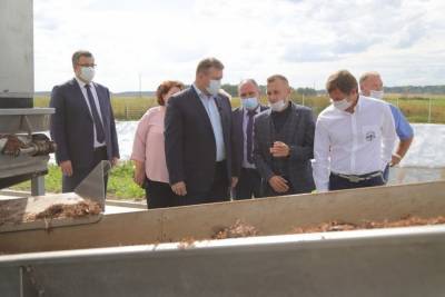 Любимов посетил предприятие по выращиванию шампиньонов под Рязанью