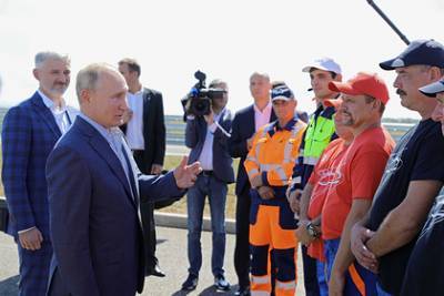 Путину подарили кусок мегатрассы «Таврида»