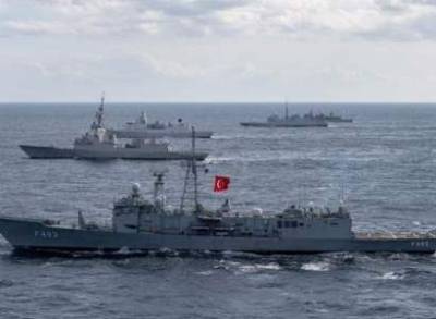 Турция объявила о проведении очередных военных учений в восточной части Средиземного моря