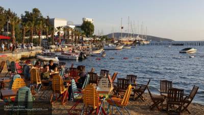 Россиян запугивают и обманывают на курортах Турции