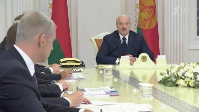 Александр Лукашенко заявил, что открыт для диалога с представителями трудовых и студенческих коллективов
