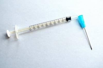 Россия зарегистрирует еще три вакцины от COVID-19