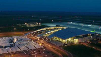 Опыт строительства аэропорта Платов используют в Сахалинской области