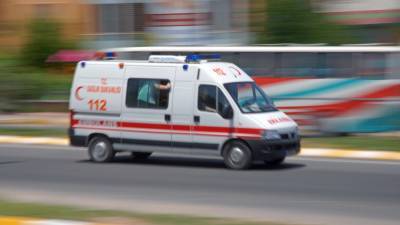 Водитель легковушки раздавил шестилетнюю девочку в Стамбуле