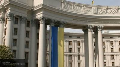 Украина приостановила диалог с Белоруссией из-за страха за свою репутацию