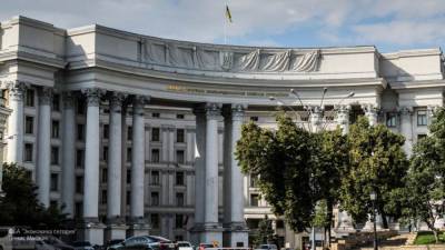 МИД Украины заявил, что прекращает все контакты с Белоруссией