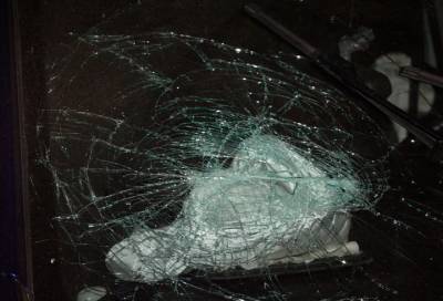 На Горском шоссе водитель без прав вылетел в кювет