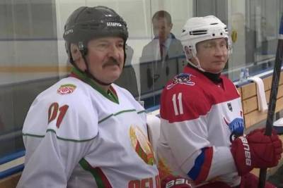 Лукашенко договорился с Путиным рефинансировать долг на $1 млрд