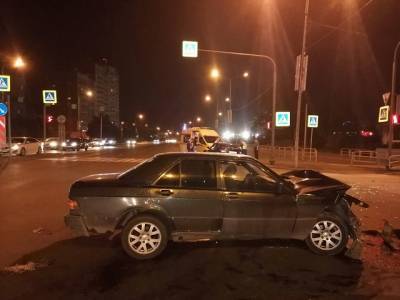 Пассажиры двух легковушек пострадали в ДТП в Челябинске