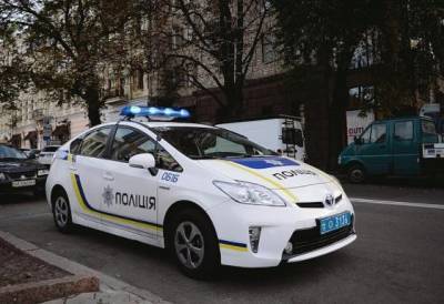 В Украине на трассе Киев-Харьков неизвестные расстреляли пассажирский автобус с общественниками