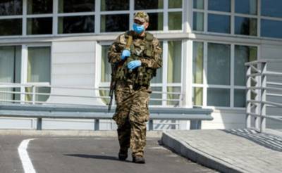 Из-за коронавируса Украина досрочно закрывает границу для иностранцев