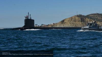 Участвующая в учениях подводная лодка "Омск" всплыла возле берегов США