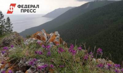40 школ Иркутска получат новый учебник по байкаловедению