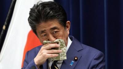 Премьер-министр Японии Абэ уходит в отставку из-за состояния здоровья