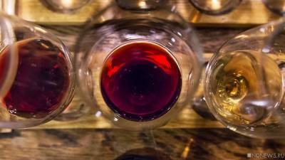 Тонны хорошего итальянского вина пустят на санитайзеры
