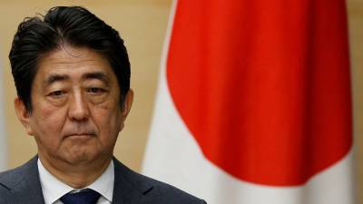Абэ сообщил правящей коалиции о своем решении уйти в отставку