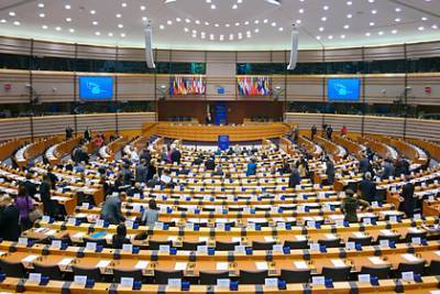 В Европарламенте заговорили о закупке российской вакцины от коронавируса