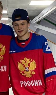 Глазовчанин попал в состав сборной России по хоккею