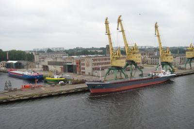 Ради спасения рижского порта латвийские депутаты готовы разговаривать даже на «ненавистном русском» языке