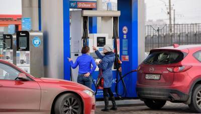 Бензин в Петербурге подорожал на 0,6%