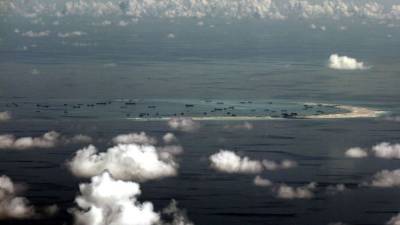 США ввели санкции в ответ на строительство островов в Южно-Китайском море